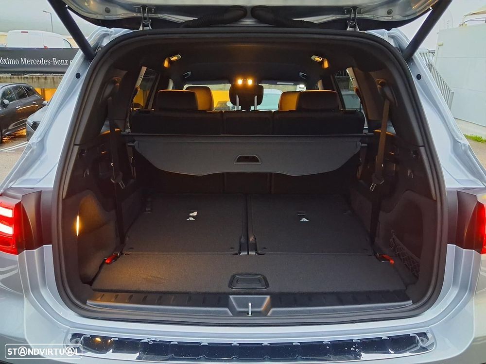 Mercedes-Benz GLB 180 d AMG Line - 12