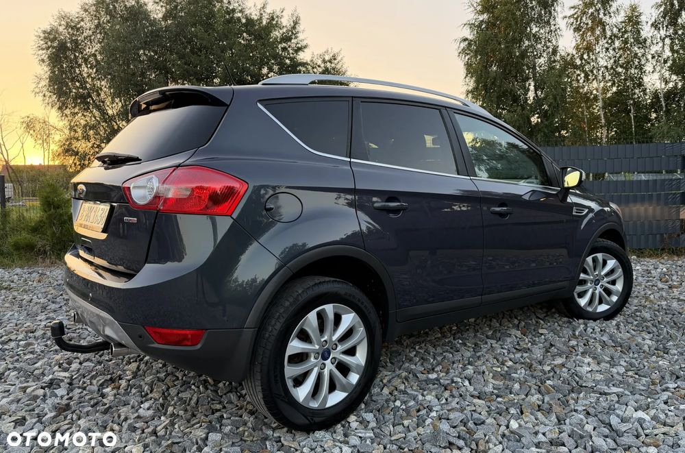 Ford Kuga 2.0 TDCi 4x4 Titanium - 24