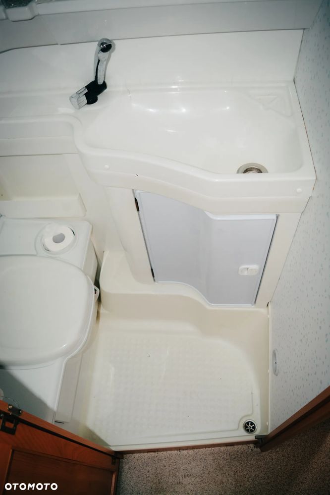 Hymer-Eriba NOVA - 18