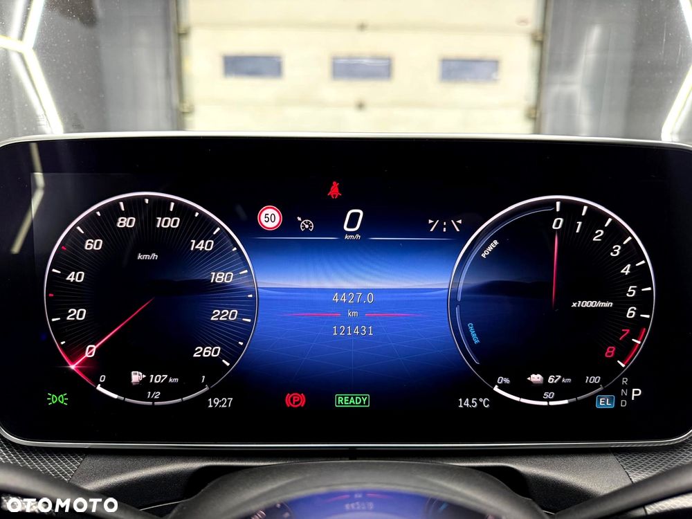 Mercedes-Benz Klasa C 300 e 9G-TRONIC Avantgarde - 18