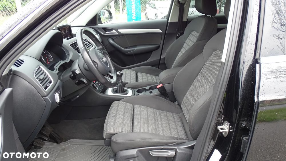 Audi Q3 2.0 TDI Design - 11