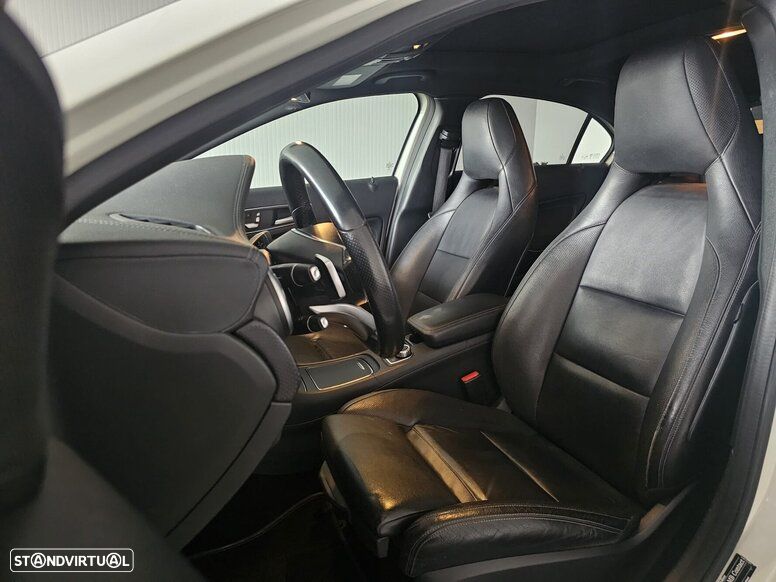 Mercedes-Benz A 180 d 7G-DCT AMG Line - 11