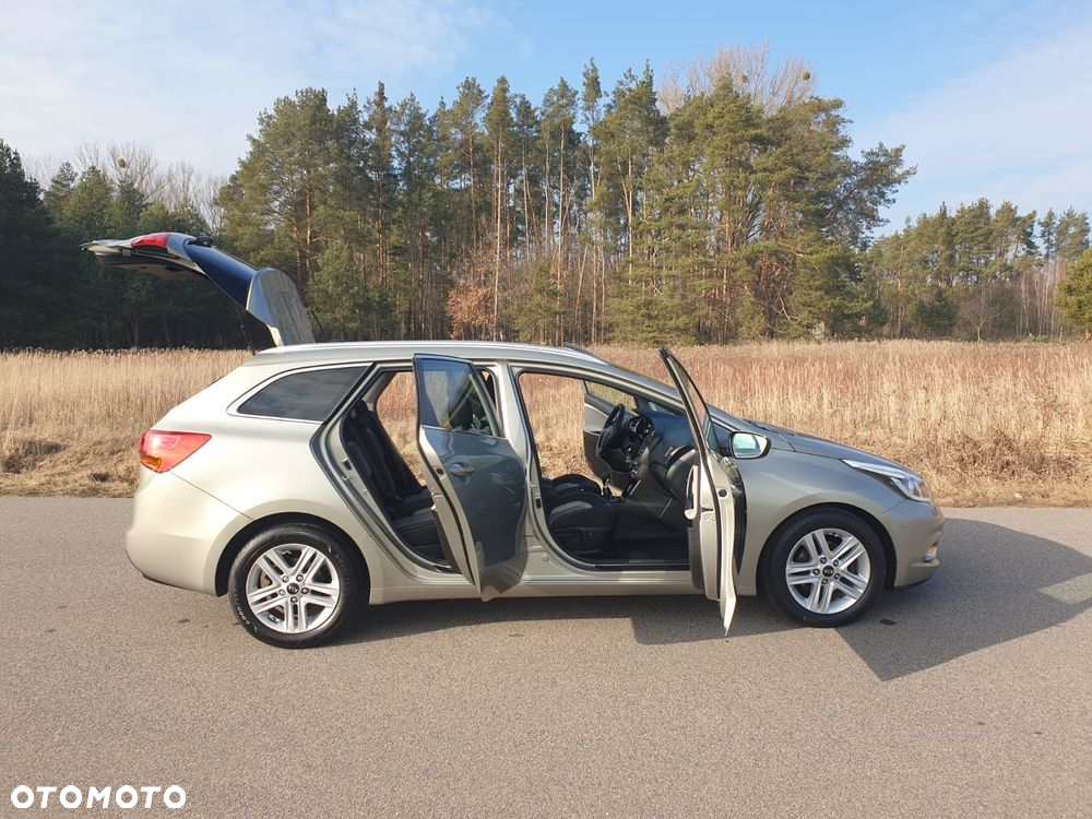 Kia Ceed Cee'd 1.6 GDI Business Line - 14