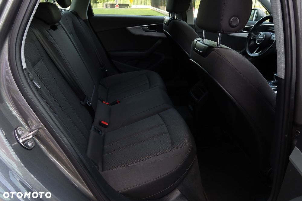 Audi A4 Avant 30 TDI mHEV S tronic - 15
