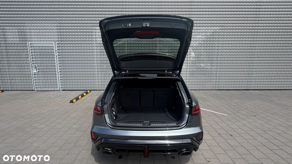 Audi RS3 Sportback - 8