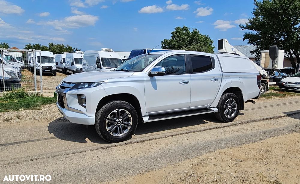 Mitsubishi L200 Double Cab 2.2 DI-D A/T Intense - 1