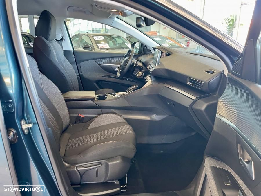 Peugeot 5008 PureTech 130 EAT8 Stop & Start Active Business-Pack - 23
