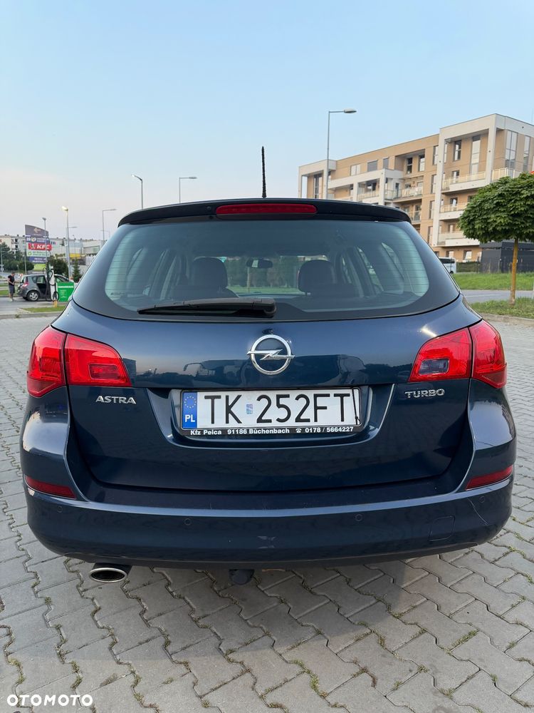 Opel Astra 1.4 Turbo - 5
