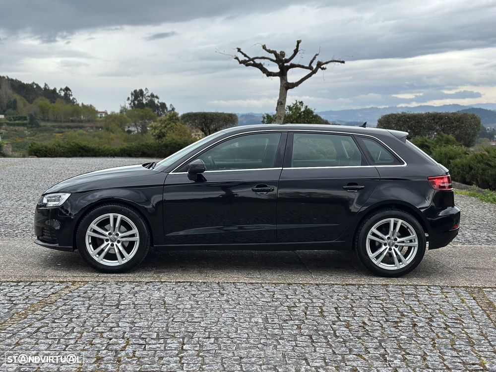Audi A3 Sportback 1.6 TDI S tronic design - 9