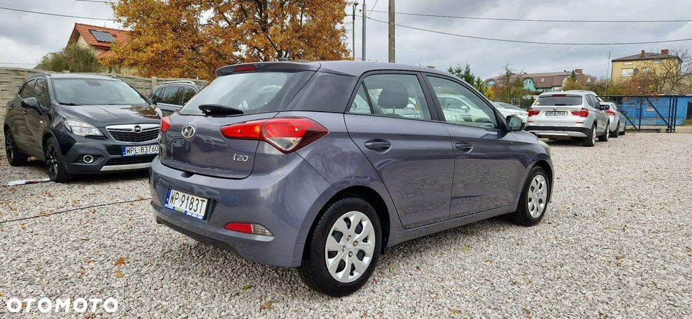 Hyundai i20 - 12