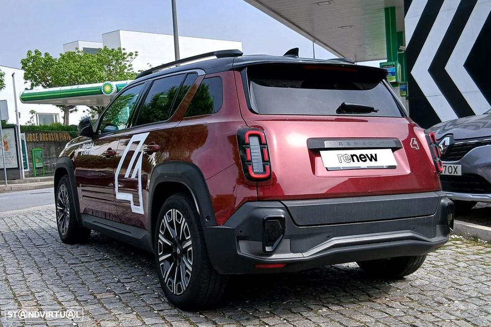 Renault 4 E-Tech 52 kWh Iconic Autonomia Conforto - 4