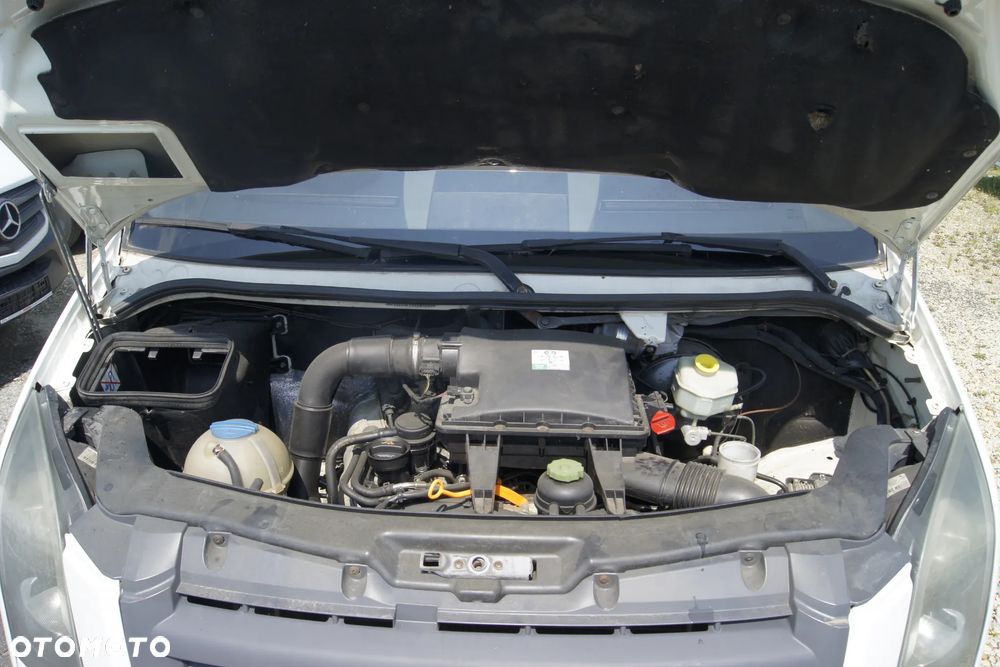 Volkswagen Crafter komorówka mrożnia - 11