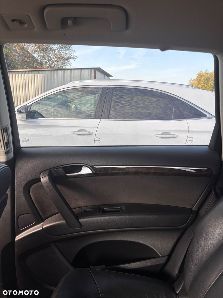 Audi Q7 3.0 TDI Quattro Tiptr - 23