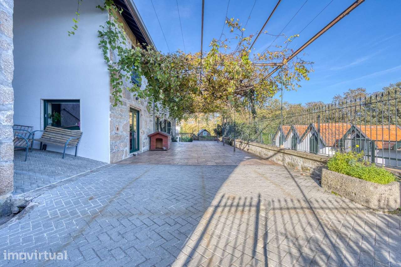 Quinta T7+3 com jardim, bosque e piscina | Grande Porto - Grande imagem: 5/41