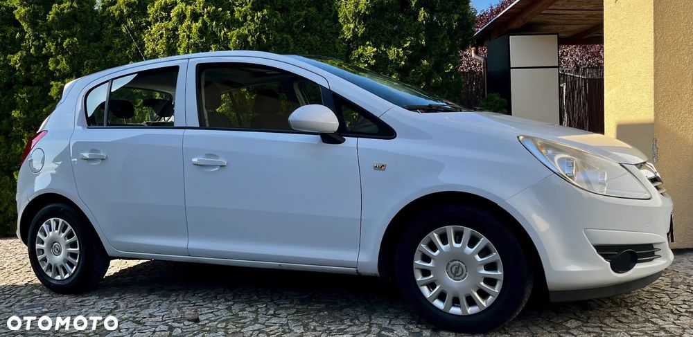 Opel Corsa - 10