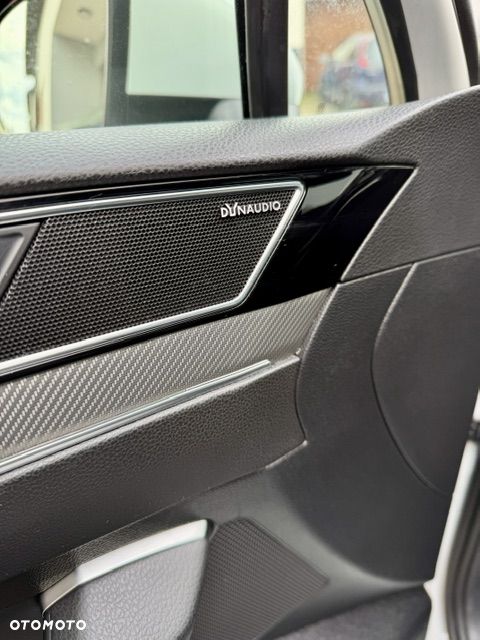 Volkswagen Passat 2.0 TDI Elegance DSG - 9