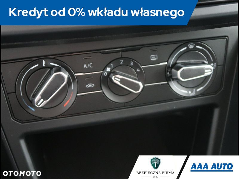 Volkswagen Polo - 13