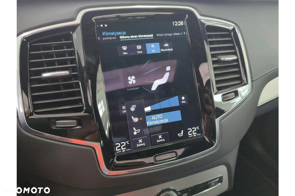 Volvo XC 90 - 9