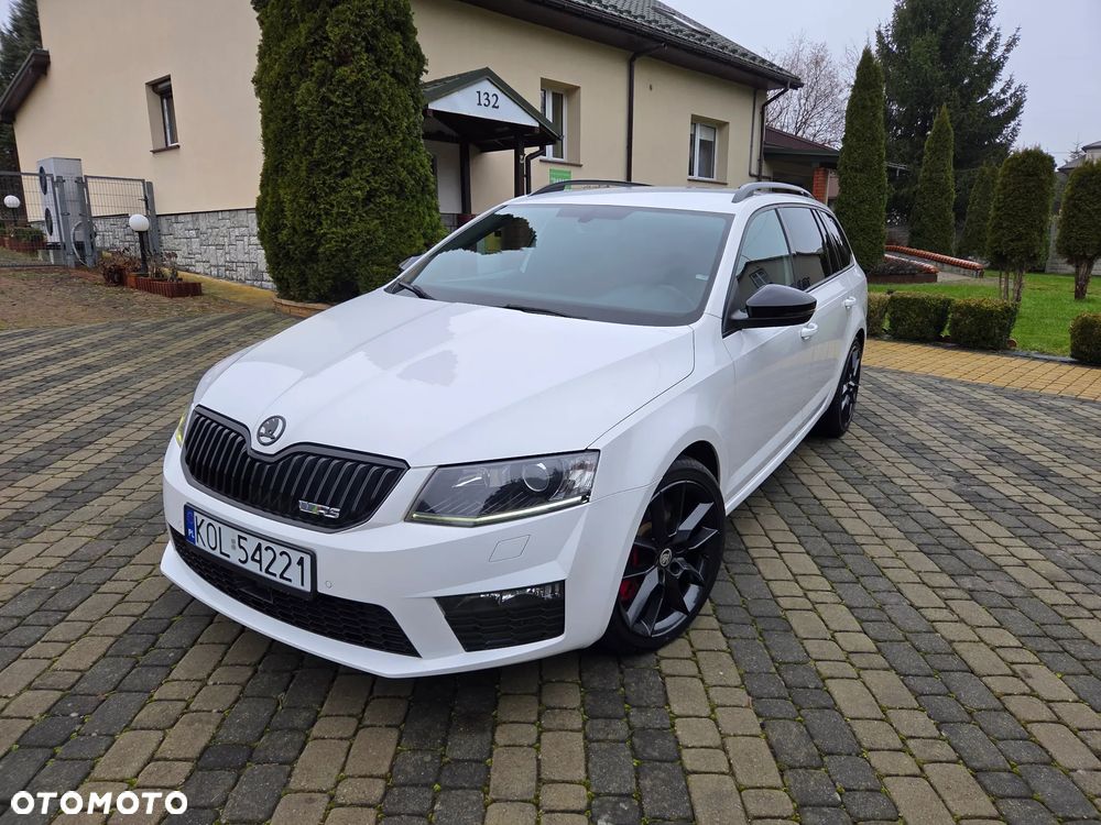 Skoda Octavia 2.0 TDI DSG RS - 3
