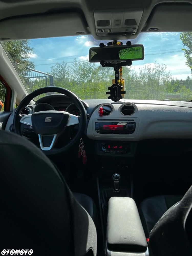Seat Ibiza SC 1.6 16V Sport - 24