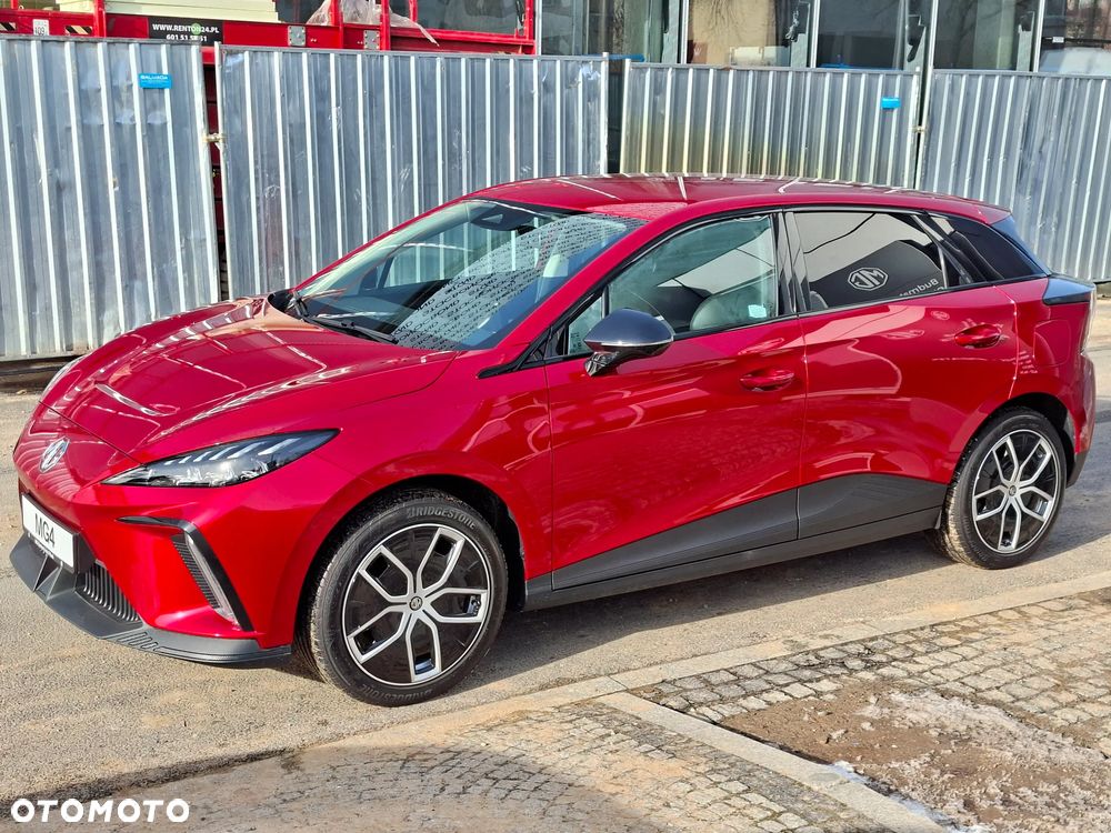 MG 4 Luxury 64 kWh - 3