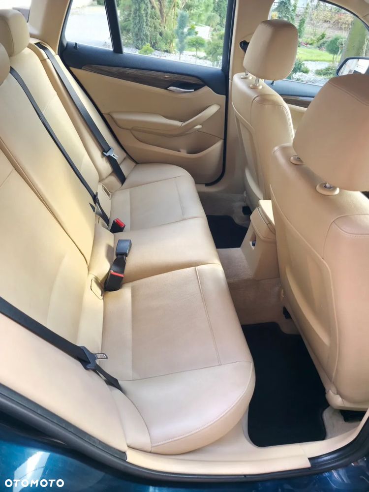 BMW X1 - 13