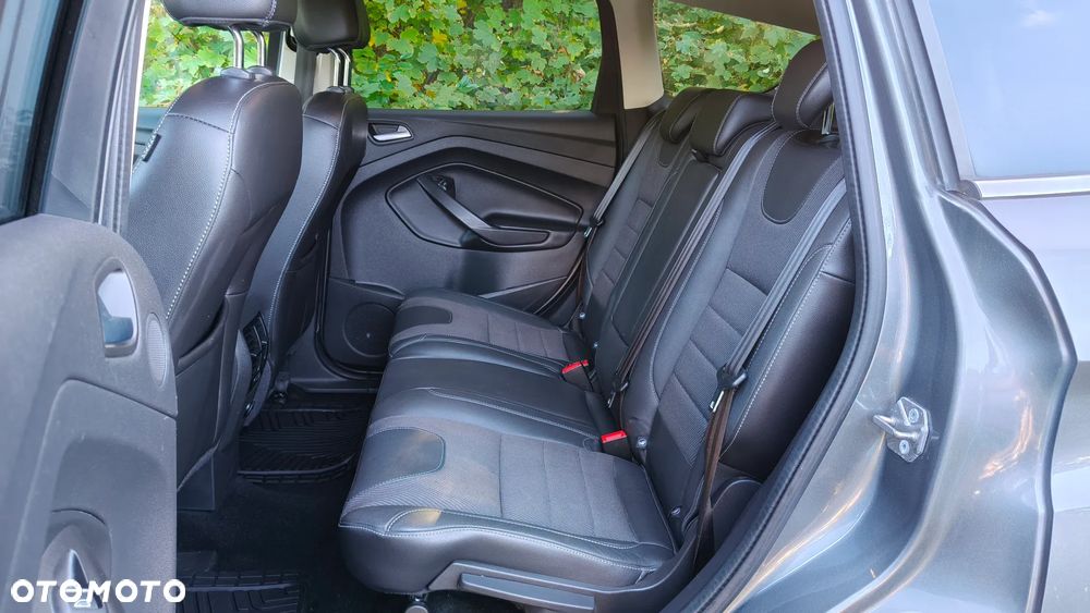 Ford Kuga 2.0 TDCi 4x4 Titanium - 7