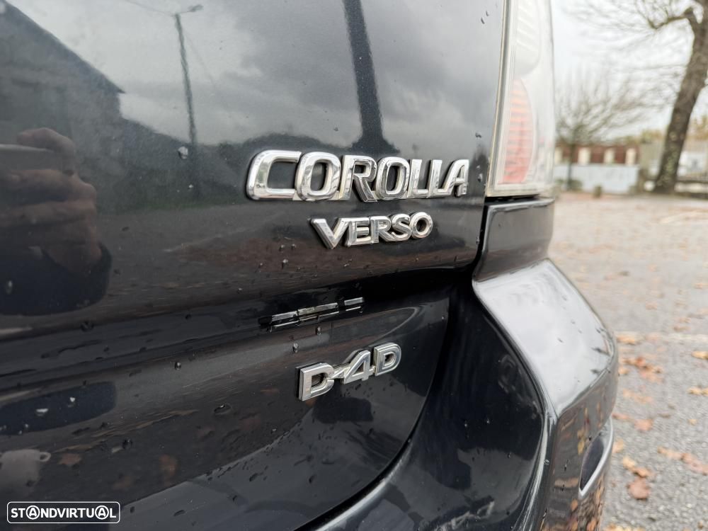 Toyota Corolla Verso 2.2 D-4D High Pack - 15