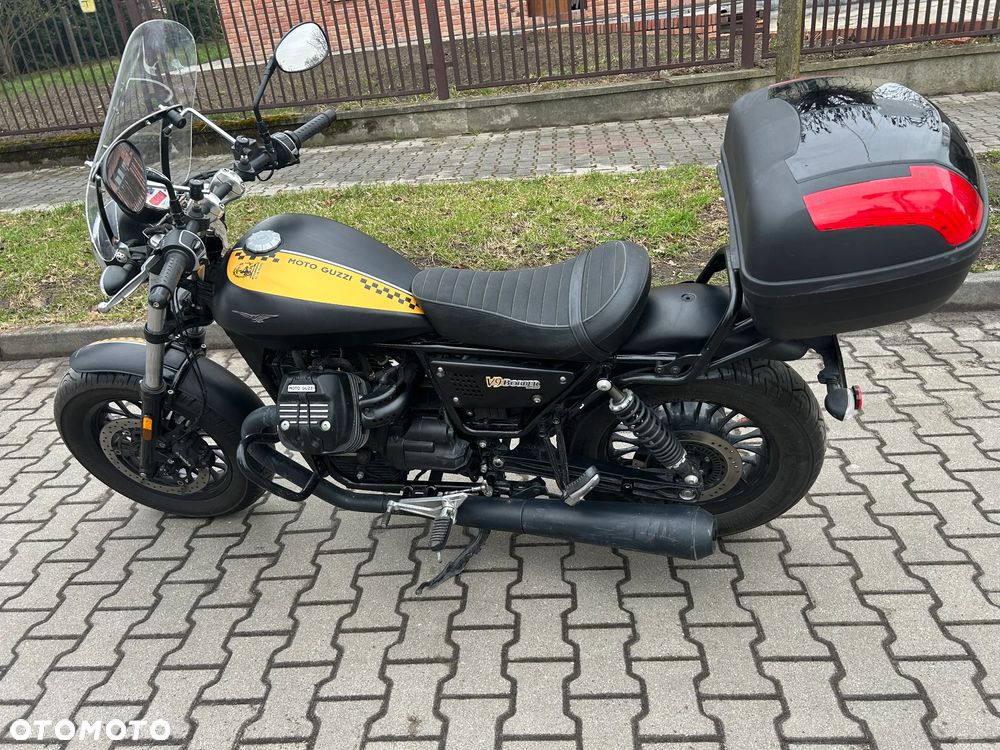 Moto Guzzi V9 - 15