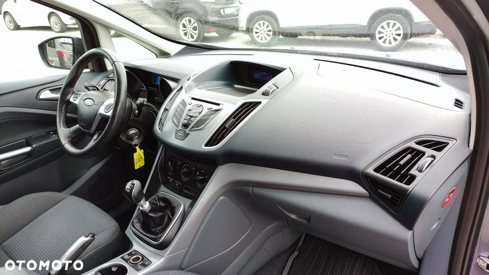 Ford C-MAX - 32
