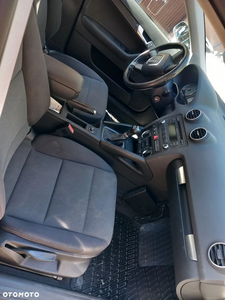Audi A3 Sportback 1.9 TDI Ambition - 12