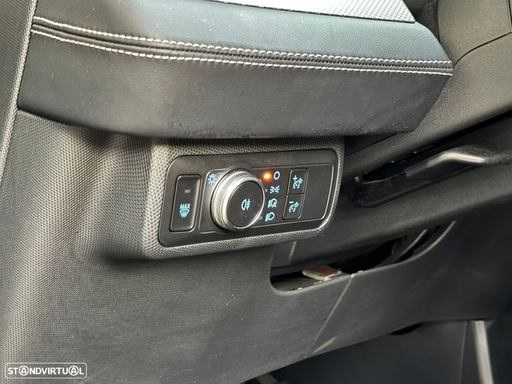 Ford Mustang Mach-E 72.6 kWh Base - 29