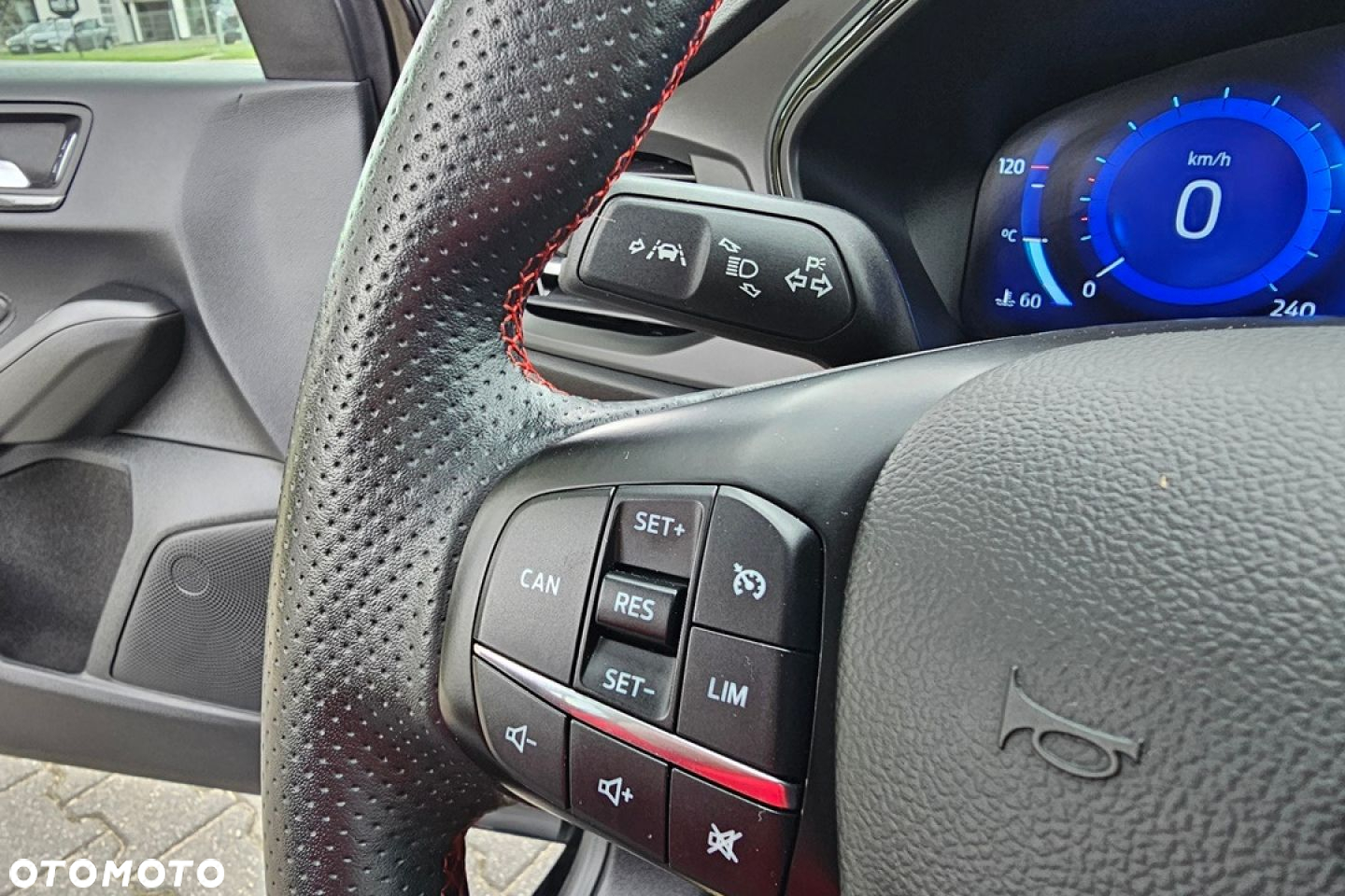 Ford Focus - 27