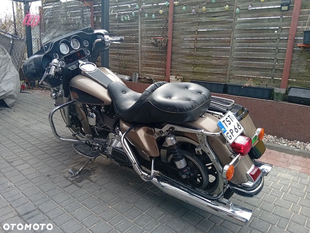 Harley-Davidson FLH Electra Glide - 7