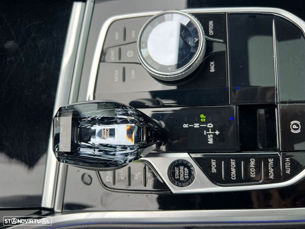 BMW 840 Gran Coupé d xDrive Pack M - 30