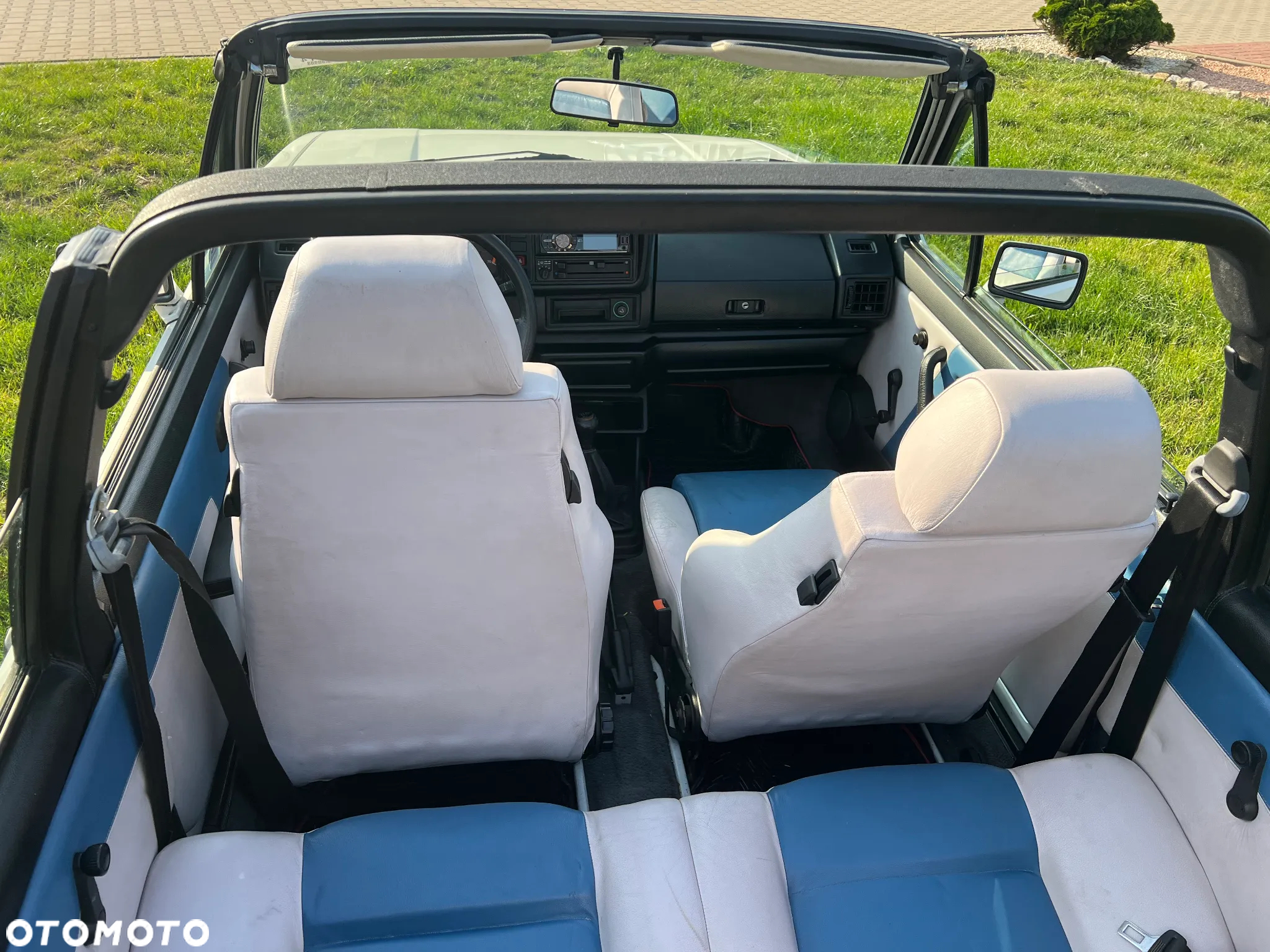Volkswagen Golf - 10