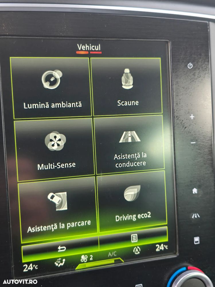 Renault Megane ENERGY TCe 130 BOSE EDITION - 11