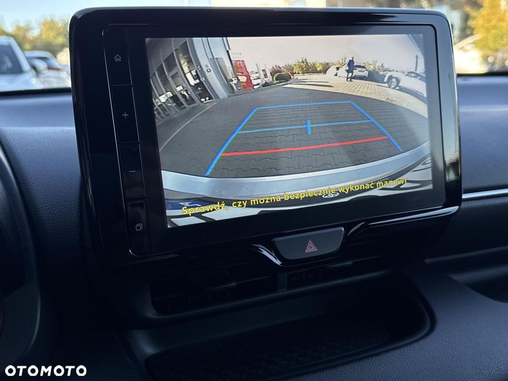 Toyota Yaris Hybrid 1.5 Style - 22