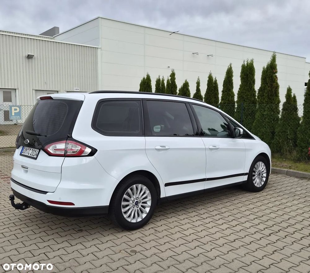 Ford Galaxy - 12