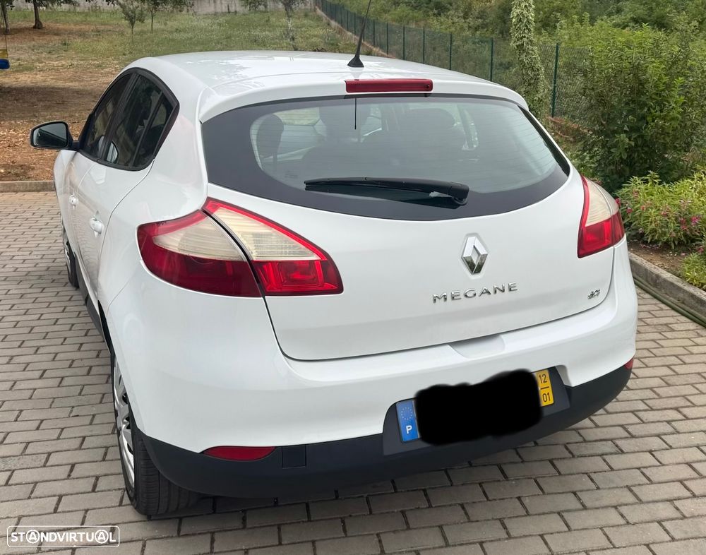 Renault Mégane 1.5 dCi Dynamique - 5