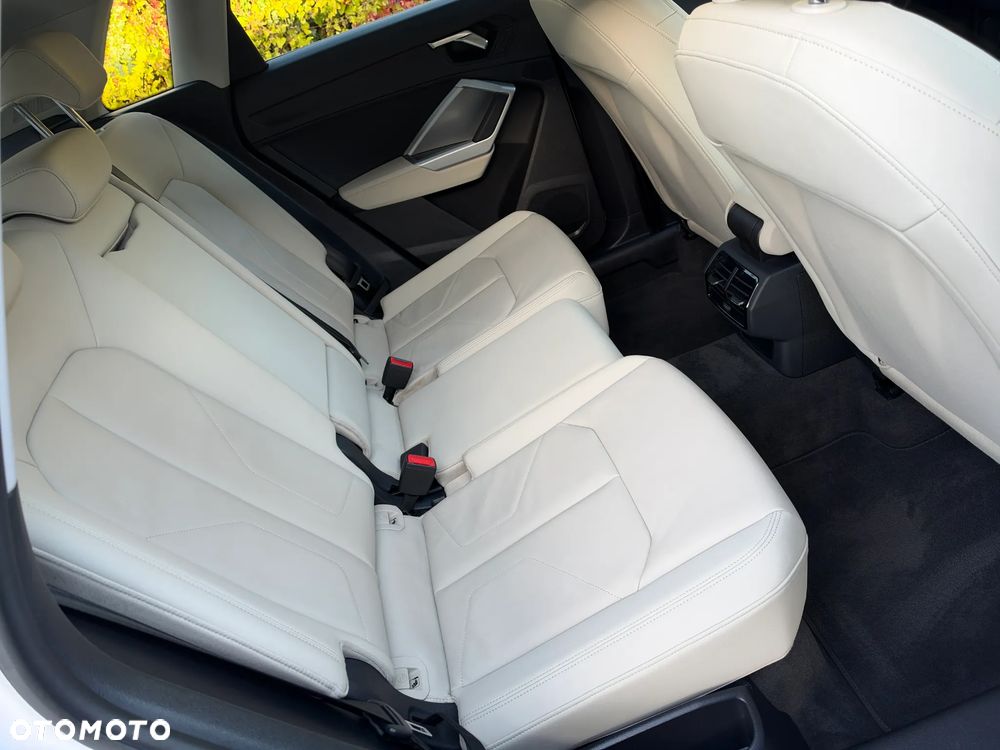 Audi Q3 35 TDI S tronic - 34