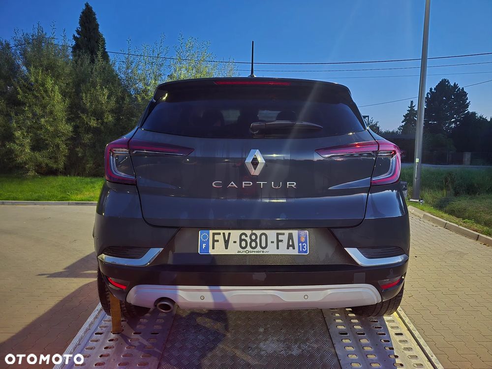 Renault Captur - 4