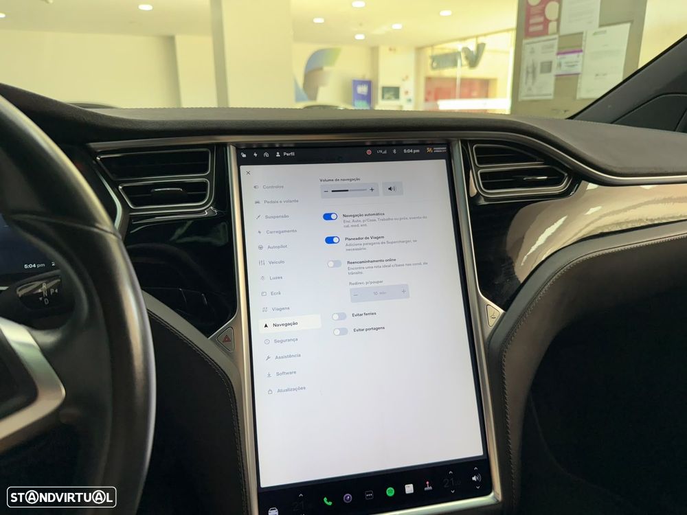 Tesla Model X 100D - 34