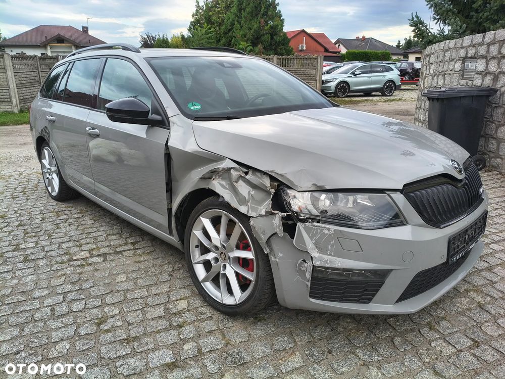 Skoda Octavia 2.0 TSI DSG RS 230 - 4