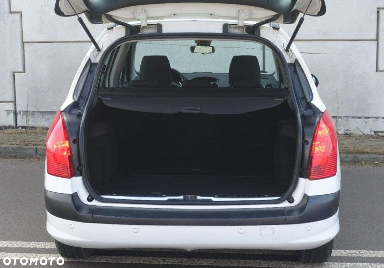Peugeot 308 - 23