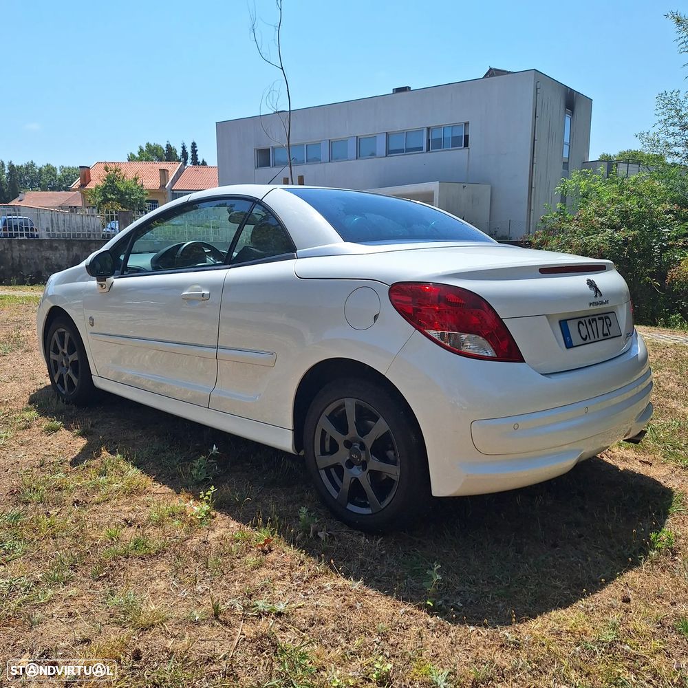 Peugeot 207 CC - 21