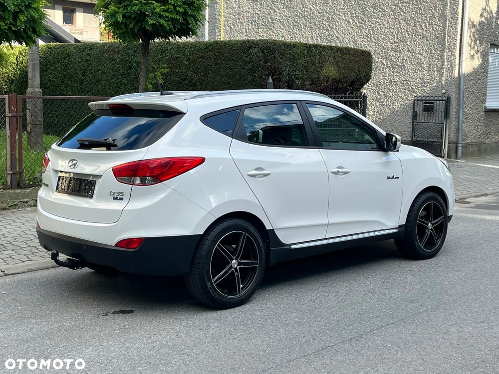 Hyundai ix35 blue 1.6 2WD Finale Gold - 4