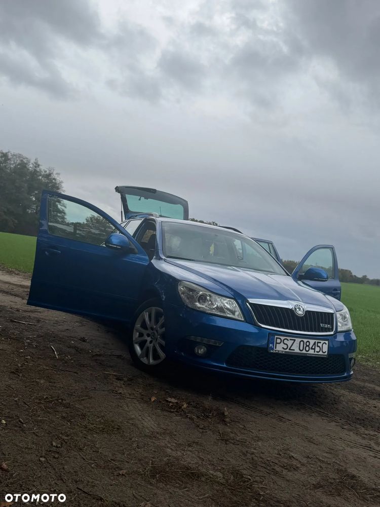 Skoda Octavia 2.0 TDI CR DPF RS - 2