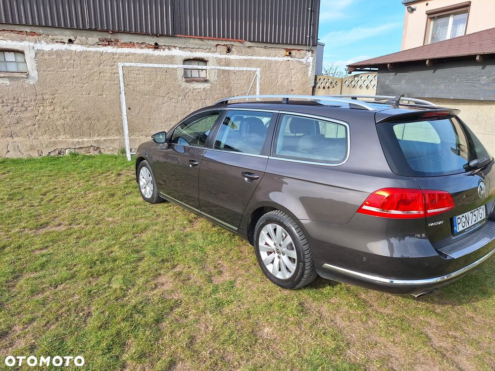 Volkswagen Passat 2.0 TDI DSG BlueMotion Technology Comfortline - 6