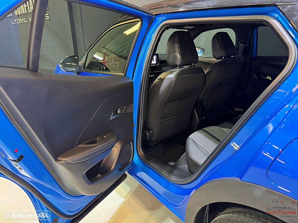 Peugeot 2008 1.2 PureTech Allure Pack EAT8 - 16